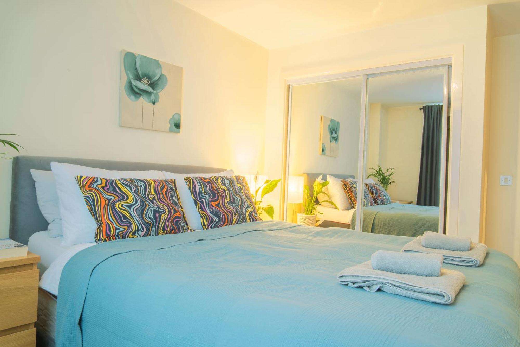 Stay In Our Stylish Flat! & Secure Building & Sleeps Up To 4 Birmingham Dış mekan fotoğraf