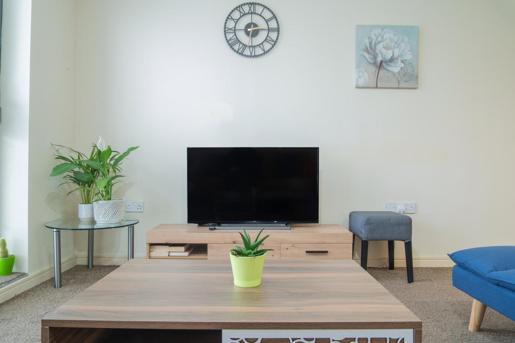 Stay In Our Stylish Flat! & Secure Building & Sleeps Up To 4 Birmingham Dış mekan fotoğraf