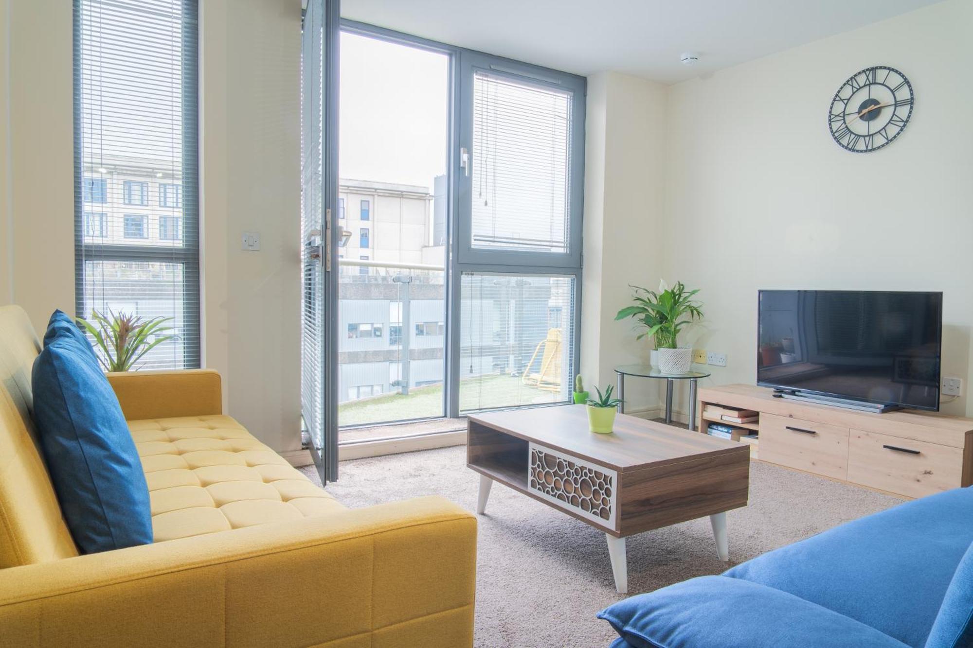 Stay In Our Stylish Flat! & Secure Building & Sleeps Up To 4 Birmingham Dış mekan fotoğraf